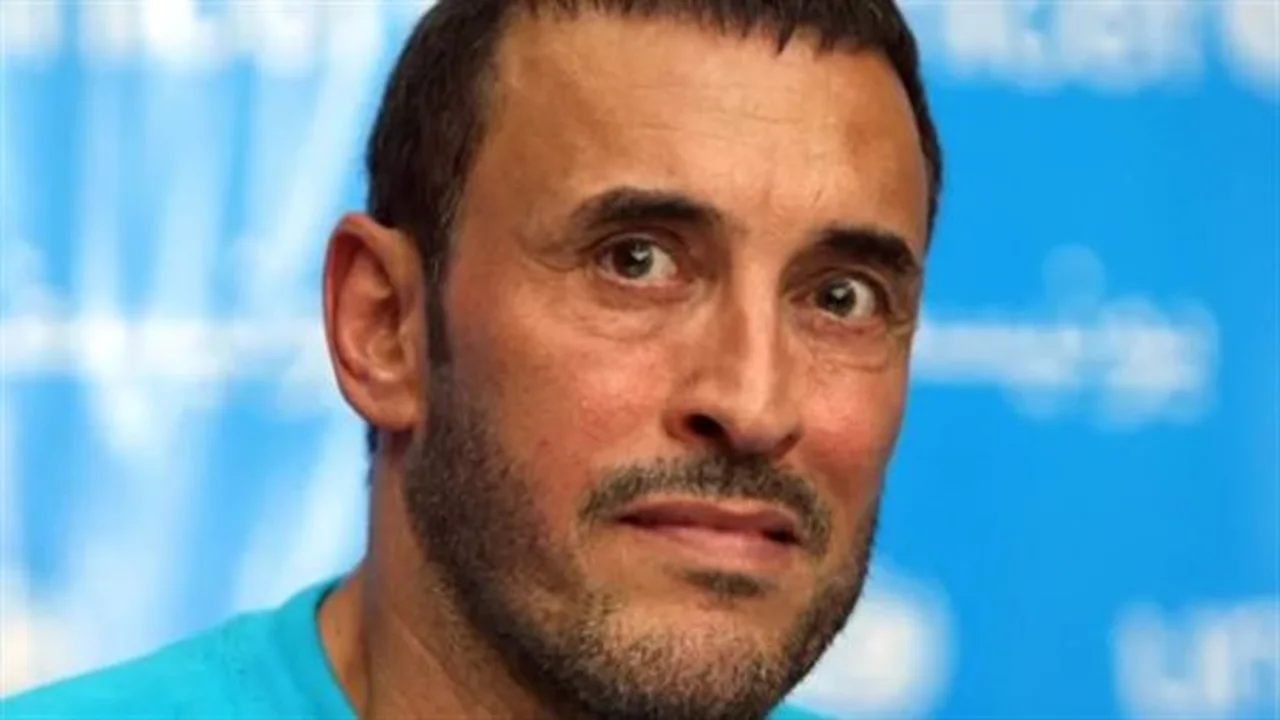 أداء أوبرالي لافت.. عبقرية التلحين والمساحة الصوتية في موسيقى كاظم الساهر